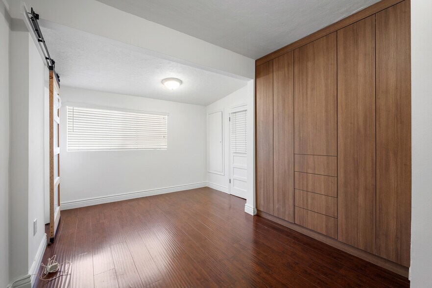 Building Photo - 1515 Glenwood Rd