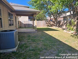 Building Photo - 220 Hereford St