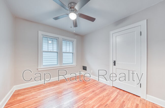 Building Photo - 508 Thurman Ave