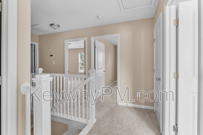 Building Photo - 261 Crown Heights Way