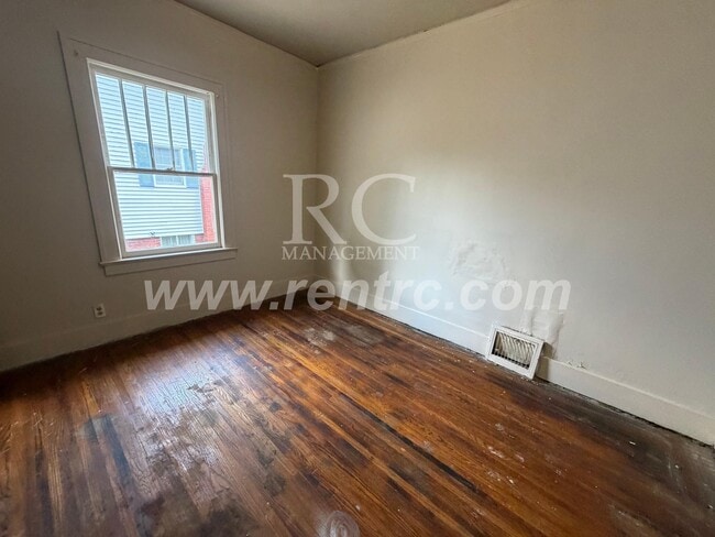 Building Photo - 1210 Sherman-