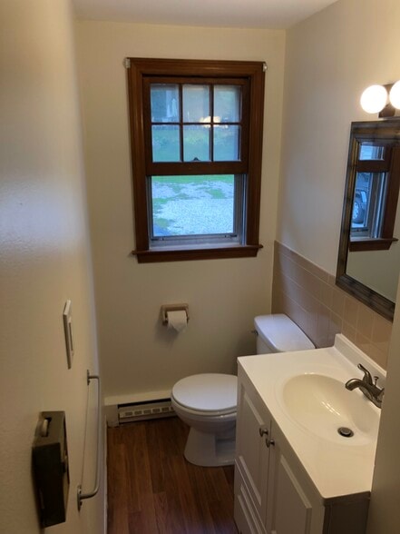 Main Floor Bathroom - 97 Shawn Dr