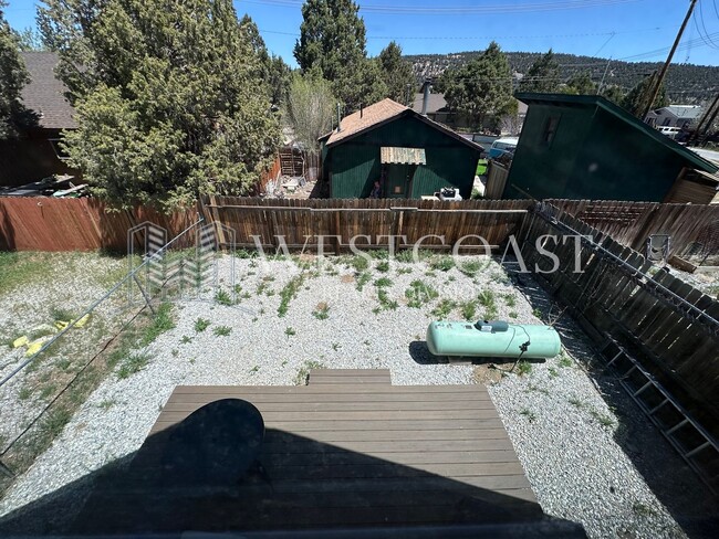 Building Photo - Charming Big Bear Retreat – Cozy 2-Bed Cab...