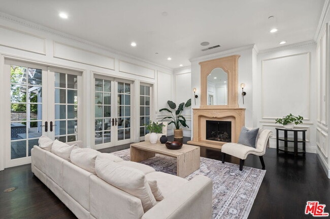 Building Photo - 4923 Amigo Ave