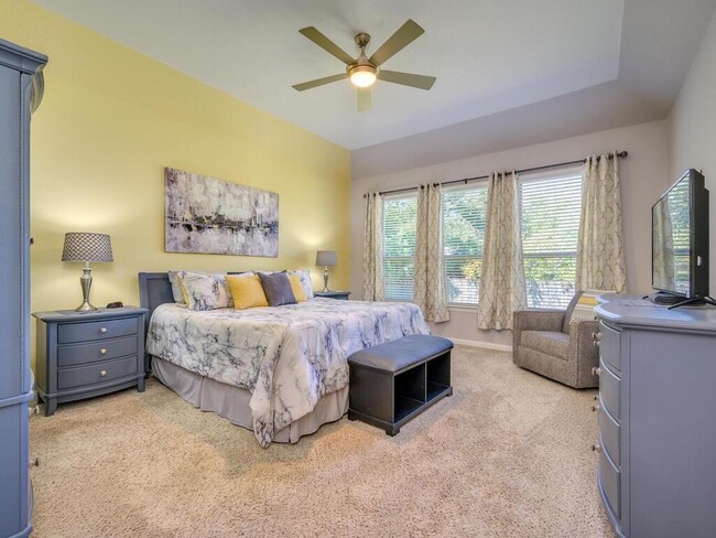 Building Photo - 2125 Sauterne Dr