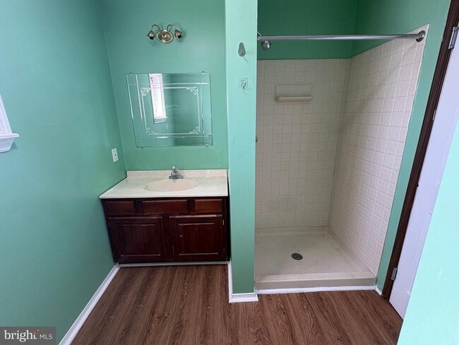 Building Photo - 2715 Hammonds Ferry Rd