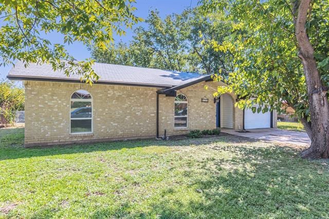 Building Photo - 1314 La Fiesta Dr