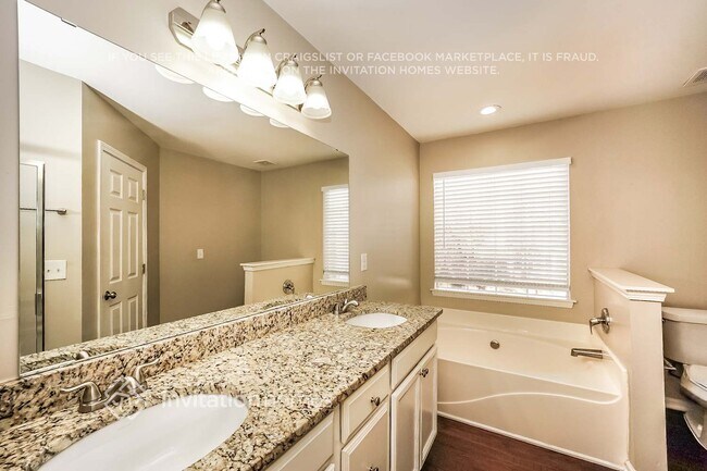 Building Photo - 9203 Darbyshire Pl