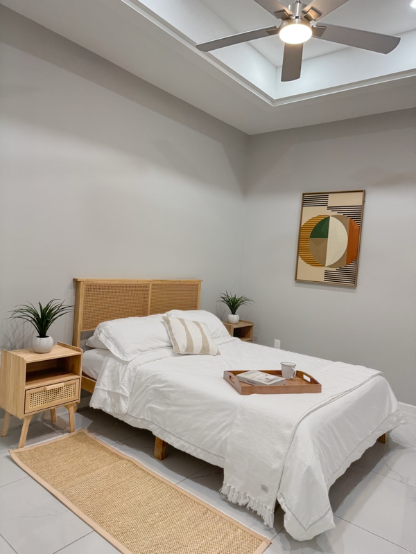 Building Photo - 1118 Country Club Dr