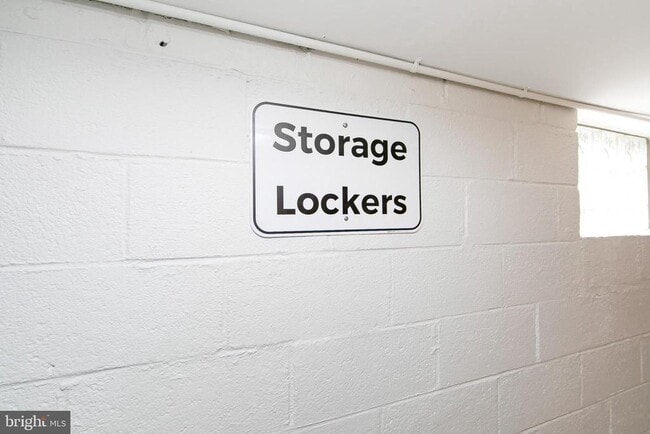 Building Photo - 13 S Black Horse Pike