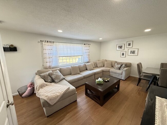 Building Photo - 1338 East St