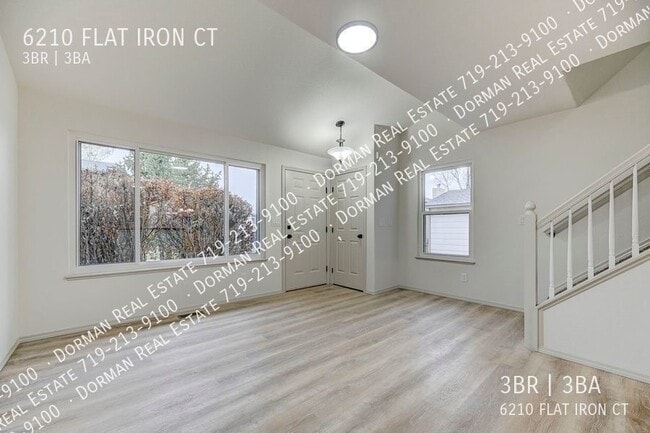 Building Photo - 6210 Flat Iron Ct