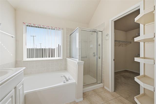 Building Photo - 2229 White Rock Ln