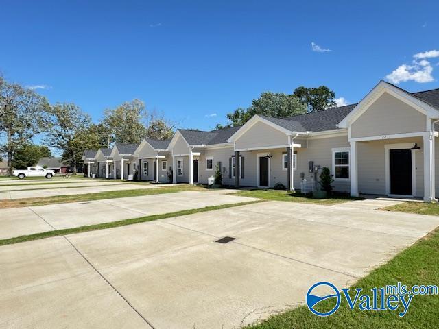Primary Photo - 120 Foster Wy Dr