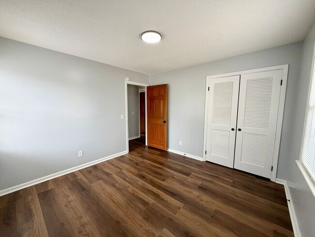 Building Photo - Irmo