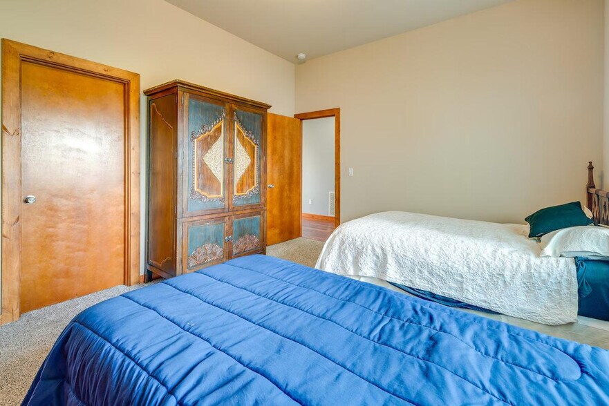 Building Photo - 975 S Sand Dune Ave SW