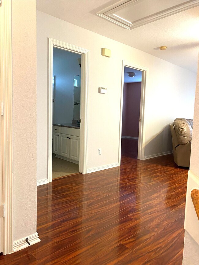 Building Photo - 10231 Turrett Point Ln