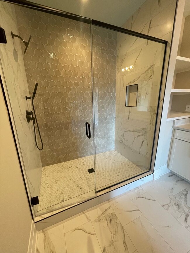 Building Photo - 1086 Noble Lp