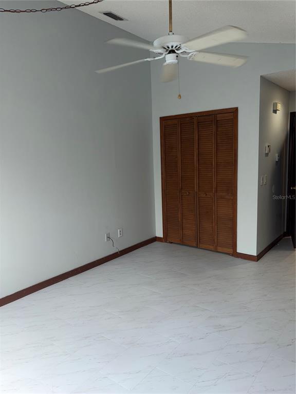 Building Photo - 671 Olympic Dr