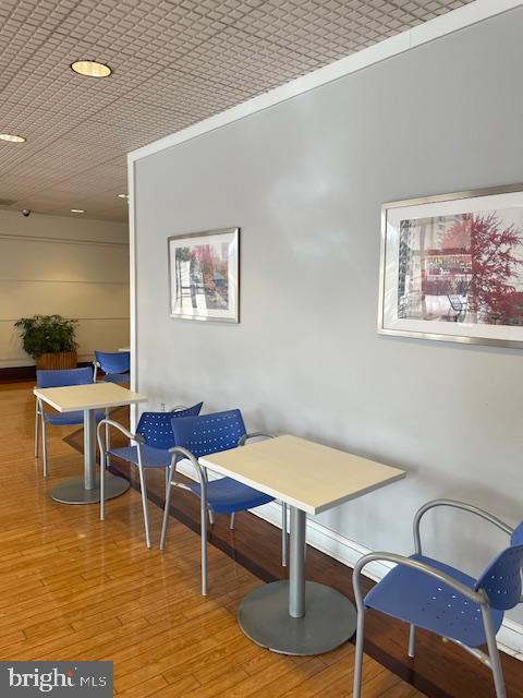 Building Photo - 307 Yoakum Pkwy