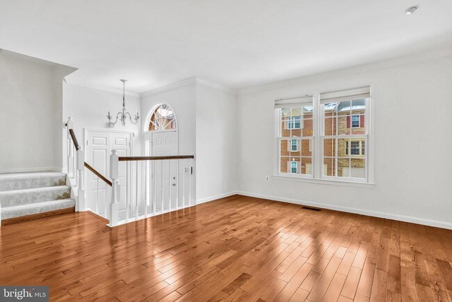 Building Photo - 7413 Salford Ct