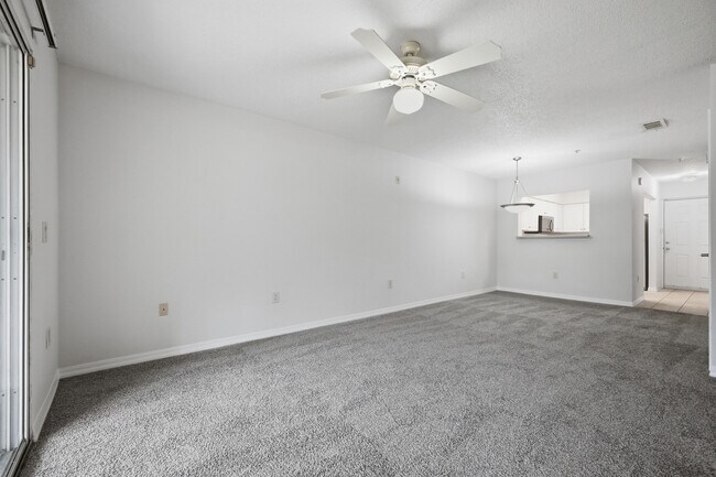 Building Photo - 4270 Calinda Ln