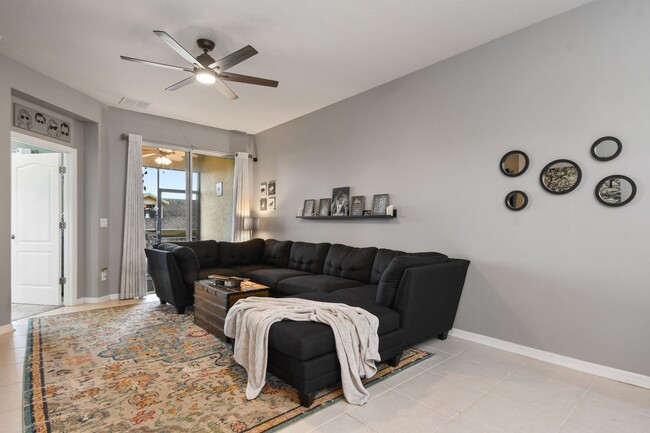 Building Photo - 17524 Promenade Dr