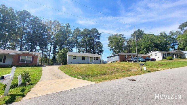Building Photo - 206 Plaza Dr