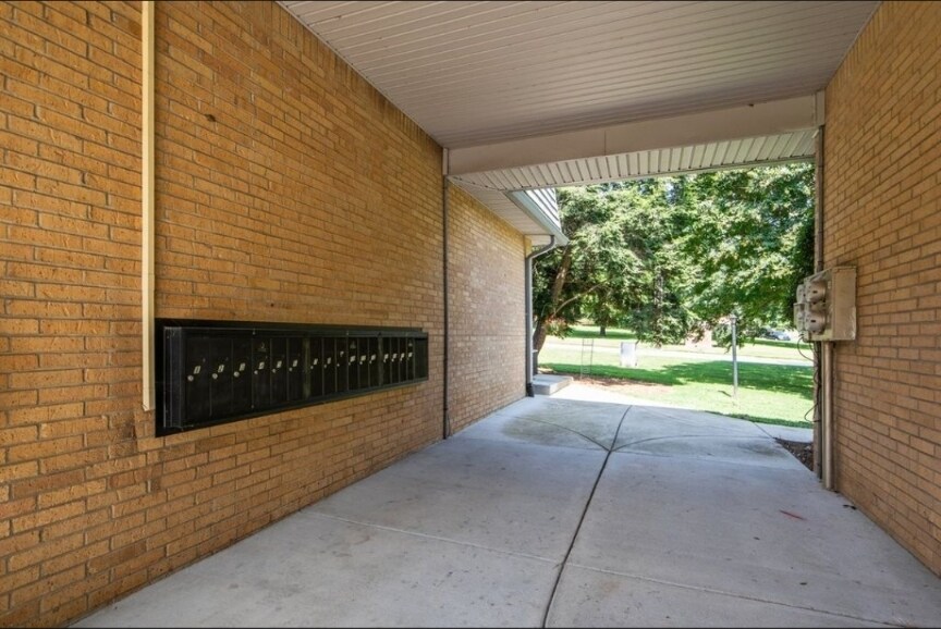 Mail Center - 510 Basswood Ave