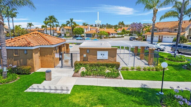 Building Photo - Highly desirable 2/2 Single-Level Village Laguna Niguel Heights home for lease