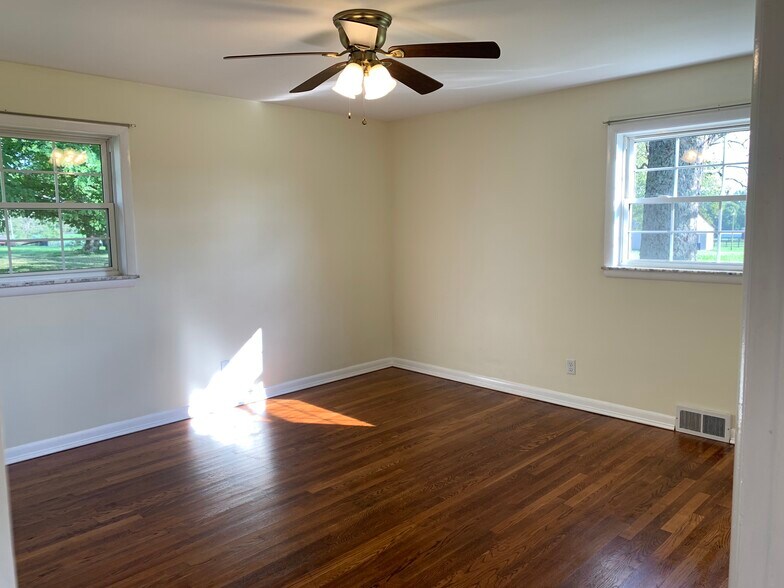 Building Photo - 2900 Newtown Pike