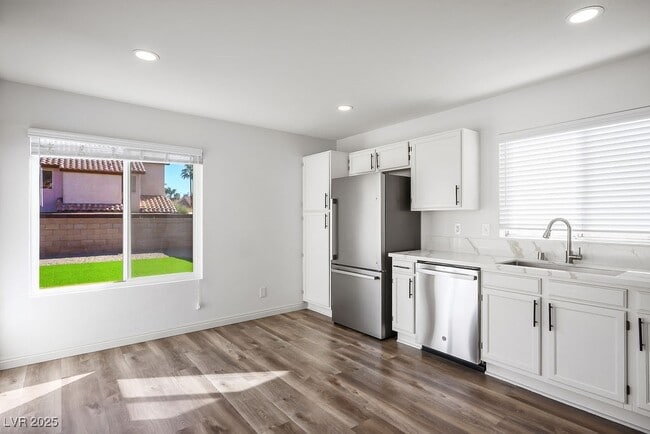 Building Photo - 86 Quiet Desert Ln