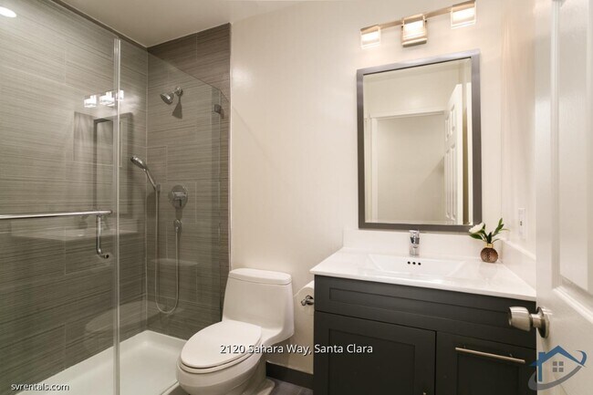 Building Photo - 2120 Sahara Way