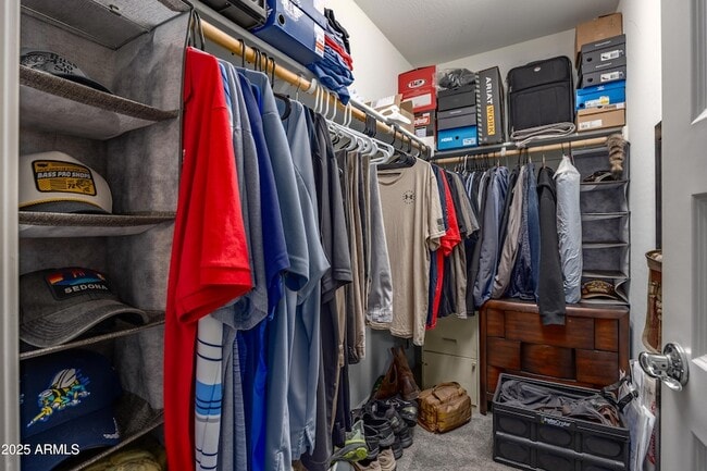 Building Photo - 18557 W Pueblo Ave