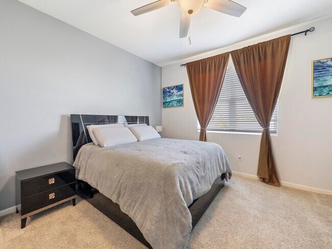 Building Photo - 12341 Arabella Dr