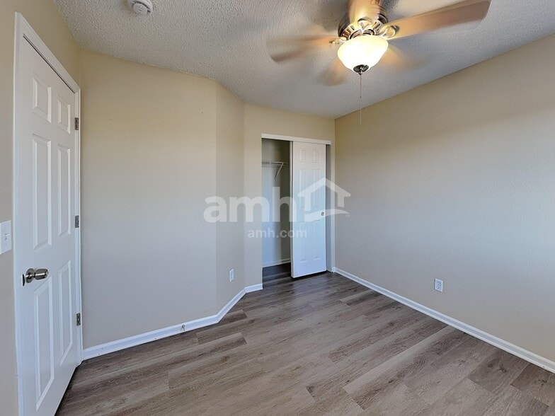 Building Photo - 21610 E 38th Pl