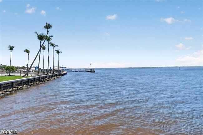 Building Photo - 1900 Virginia Ave