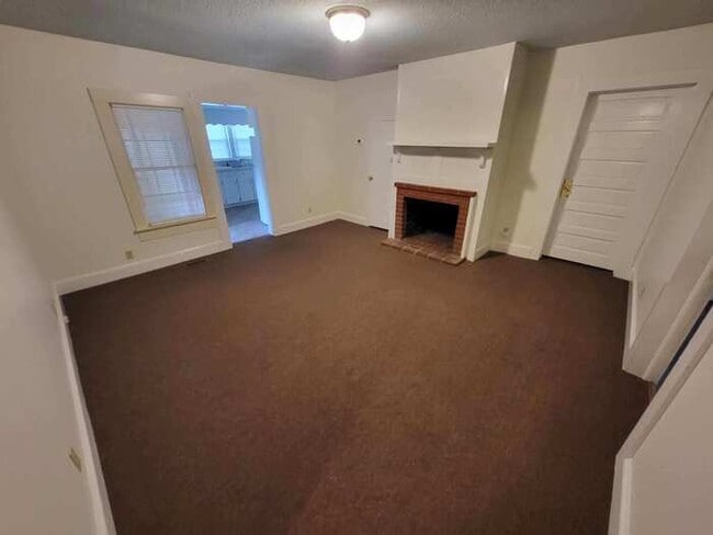 Building Photo - 500 Ivey Rd