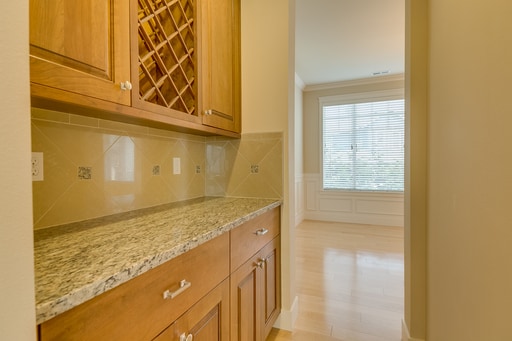 Building Photo - Beautiful & Spacious Kenmore Home for Rent!