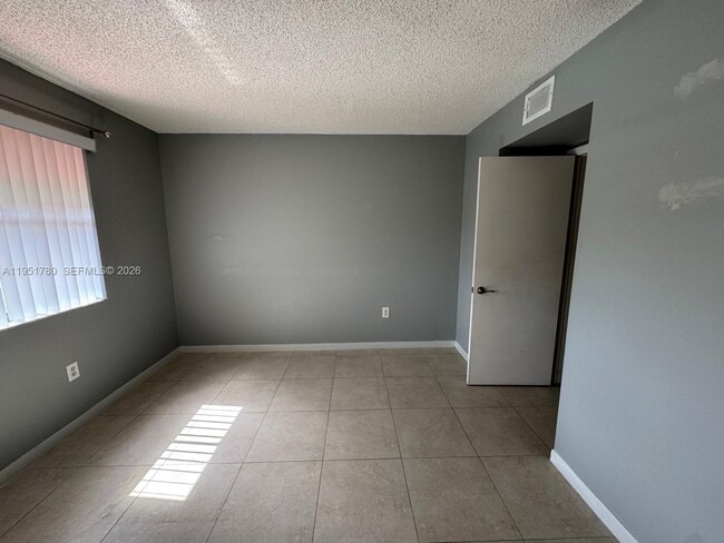 Building Photo - 8620 NW 3rd Ln