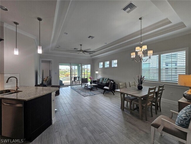 Building Photo - 6839 Saona CT