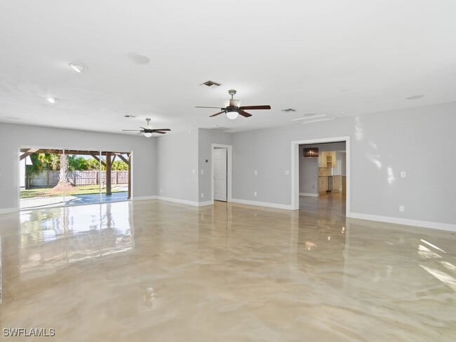 Building Photo - 4920 Shady River Ln