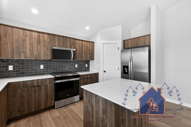 Building Photo - 2079 S Border Wy