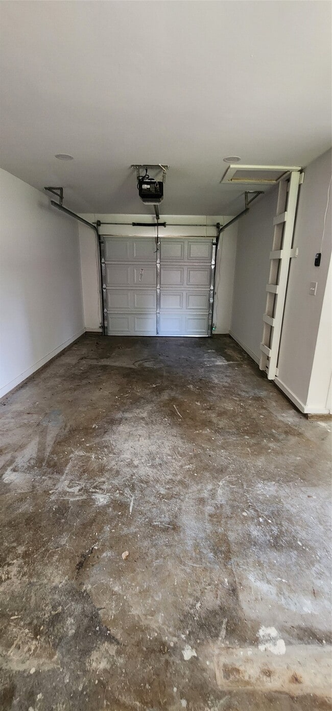 Building Photo - 4921 Nina Lee Ln