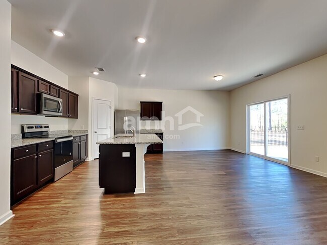 Building Photo - 178 Orion Way