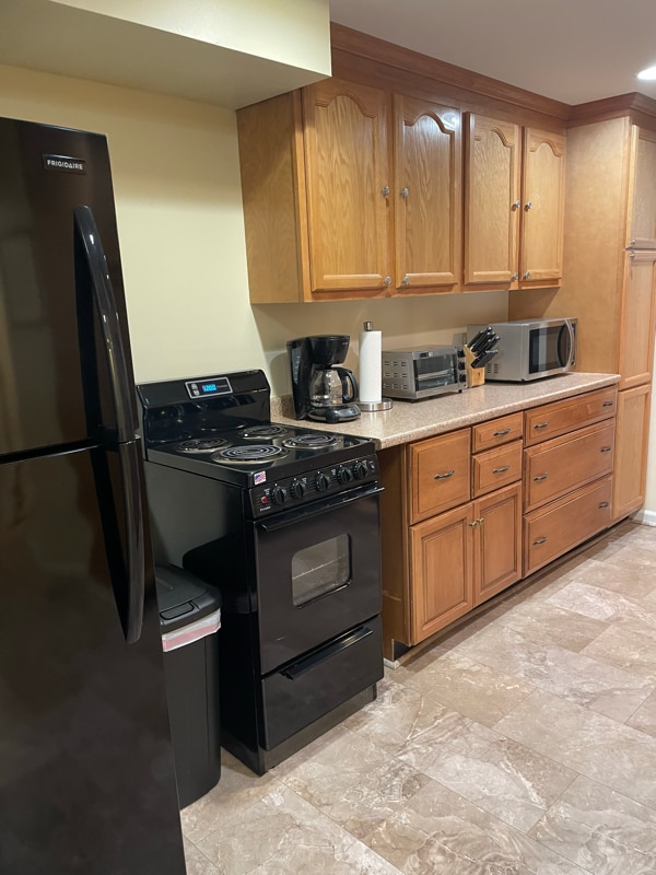 Building Photo - 241 Wedgewood Cir