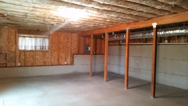 Building Photo - 4235 Stonecrest Ct