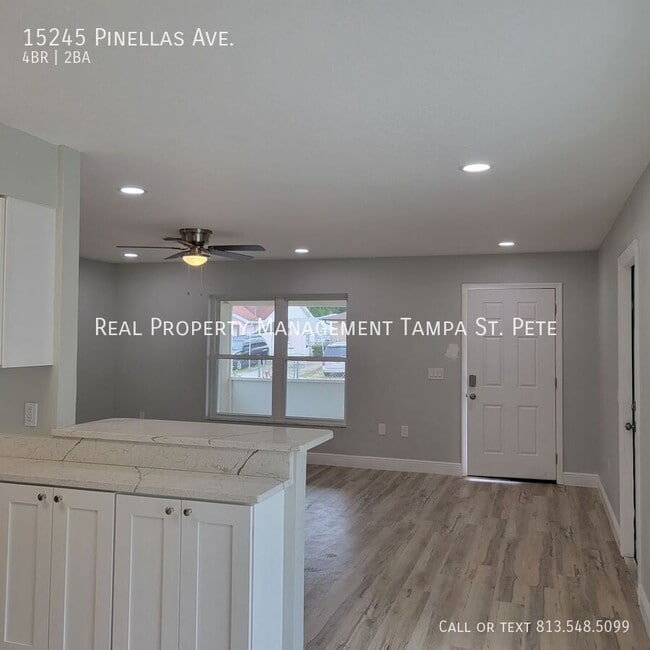 Building Photo - 15245 Pinellas Ave