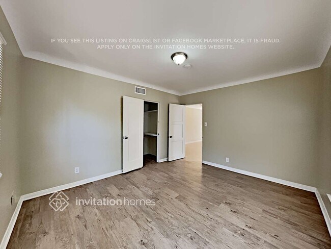 Building Photo - 14205 Haynes St