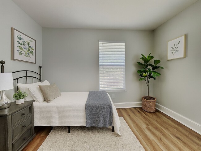 Building Photo - Beautiful 3 Beds 2 Baths Home in East Tampa!